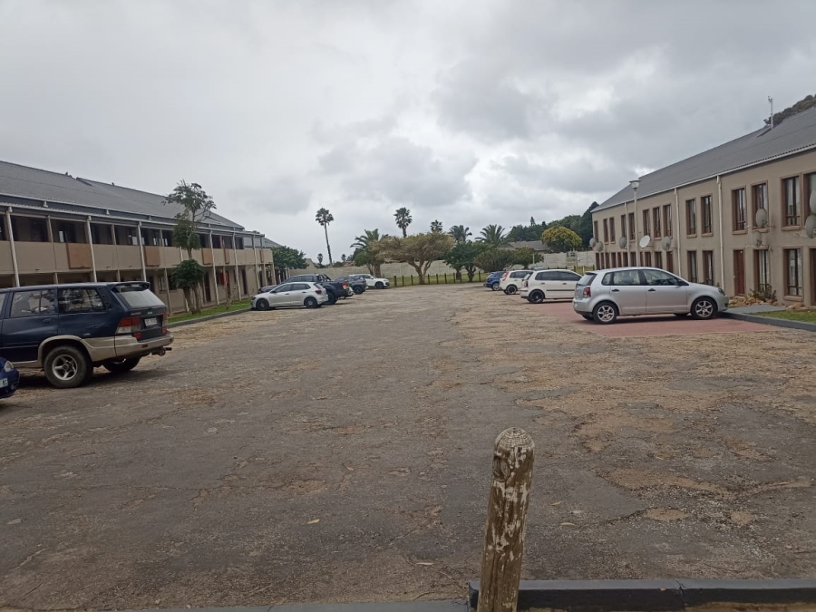 1 Bedroom Property for Sale in Heiderand Western Cape